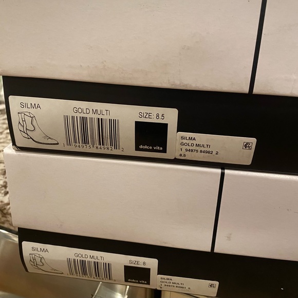 Dolce Vita Selma Booties - Picture 9 of 11